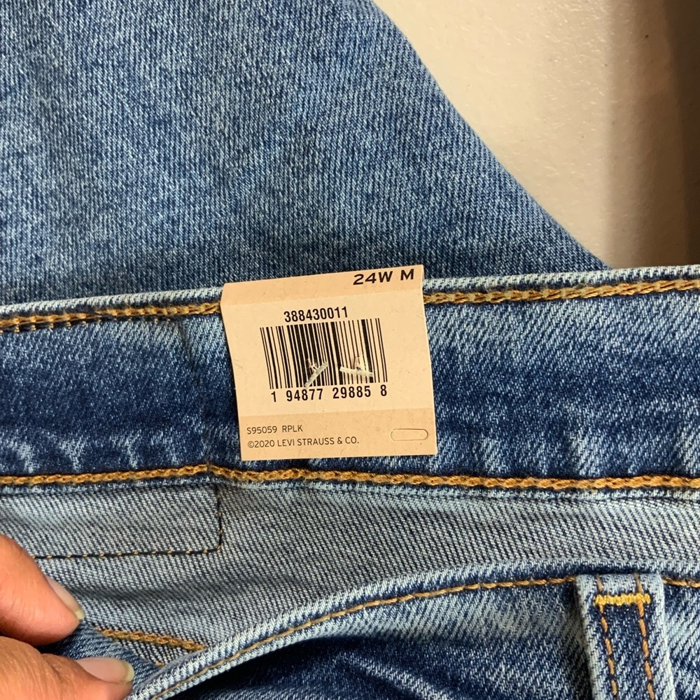 Levi’s Ribcage Straight Ankle classic wash button fly jeans Size 24W NEW - Picture 9 of 15